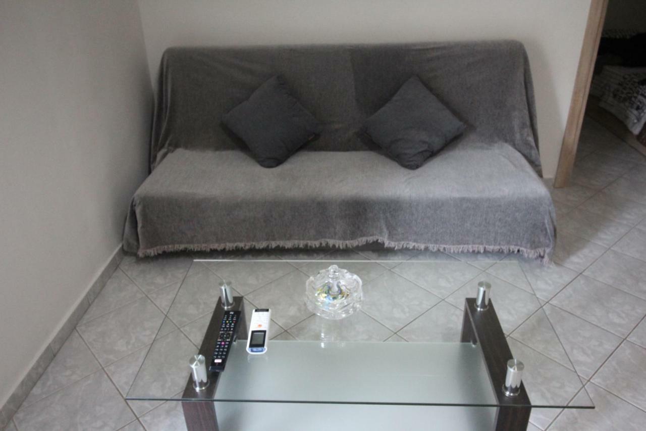 Dimitris Flat Apartment Neo Epivates Exterior photo
