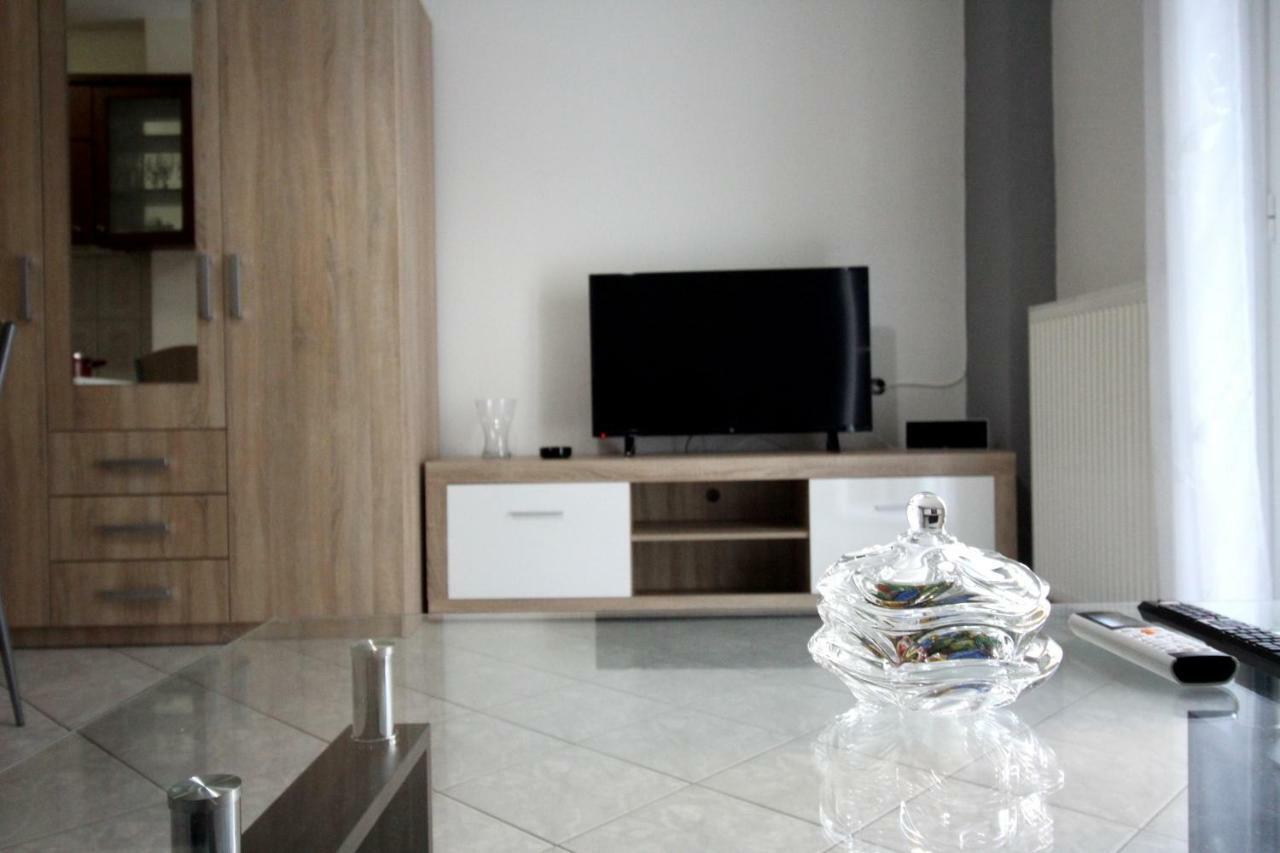 Dimitris Flat Apartment Neo Epivates Exterior photo